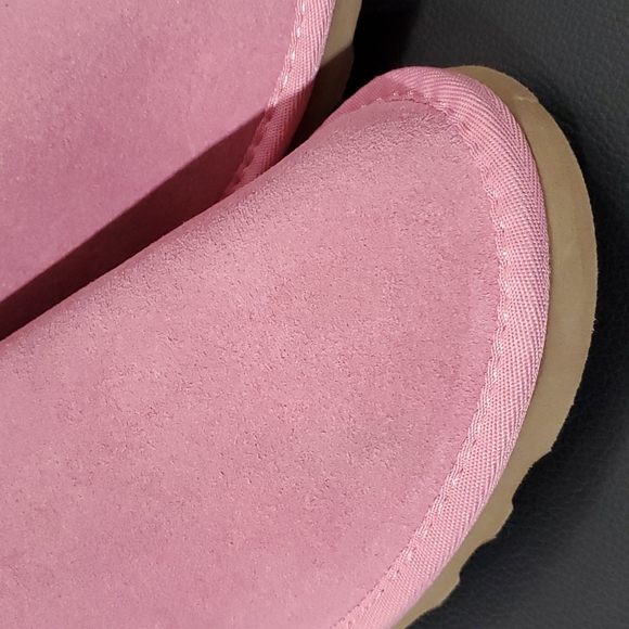 Women's Suede Winter Boots - Picture 7 of 17